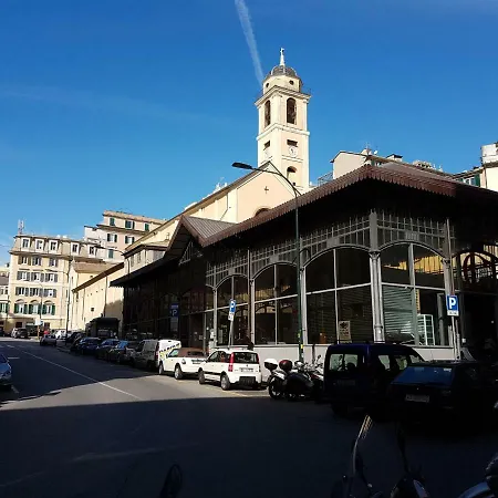 Centro Da Hanna * Gênes